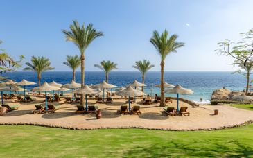 Renaissance Golden View Beach Resort by Marriott 5*
