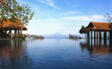 Asvara Luxury Resort & Spa 5*, Sudamala Resort, Senggigi 5* e Sini Vie Resort Seminyak by iNi Vie Hospitality 5*