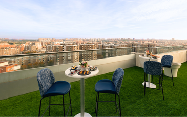 Voco Madrid Retiro 4*