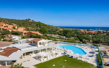 Piccolo Hôtel Porto Ottiolu 4*