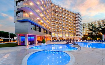 Hôtel Beverly Park 4*