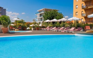 Charlie Urban Hotels 4*
