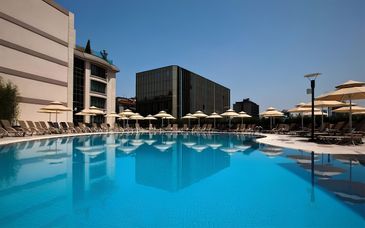 Radisson Blu Hotel Istanbul Sisli 5*