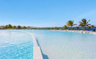 Grand Palladium Lady Hamilton Resort & Spa 5*