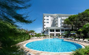 Grand Hotel Gallia 4*