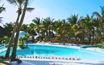 Sun Palm Beach Resort 4* con safari da 1 a 3 notti nei parchi nazionali