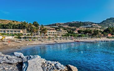 Aregai Marina Hotel & Residence 4*