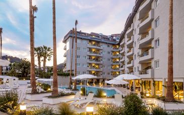 Aqua Hotel The Breeze 4* - Adults Only
