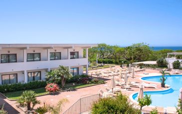 Zeta Resort Donnalucata 4*