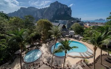 The Sukosol Hotel 5*, Holiday Inn Resort Krabi Ao Nang Beach 4* e Kantary Bay Hotel Phuket 4*
