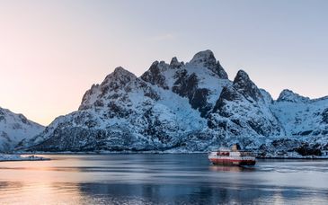 Croisière Hurtigruten: La ligne du Cap Nord au départ d'Olso ou de Tromsø 