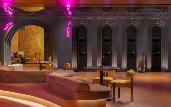 Moxy London Piccadilly Circus 4*