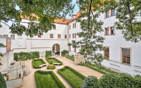 Poussez les portes de votre 5*