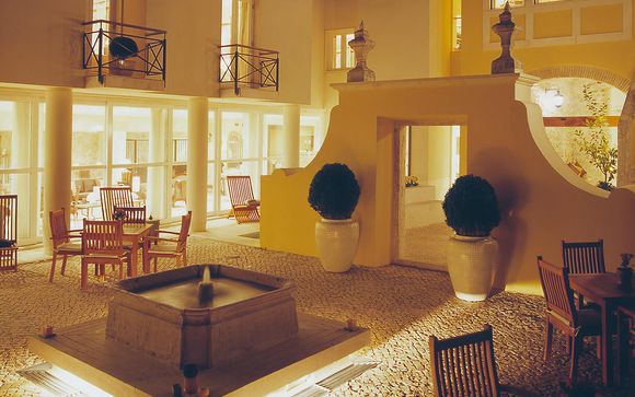 Hotel Solar Do Castelo 4*