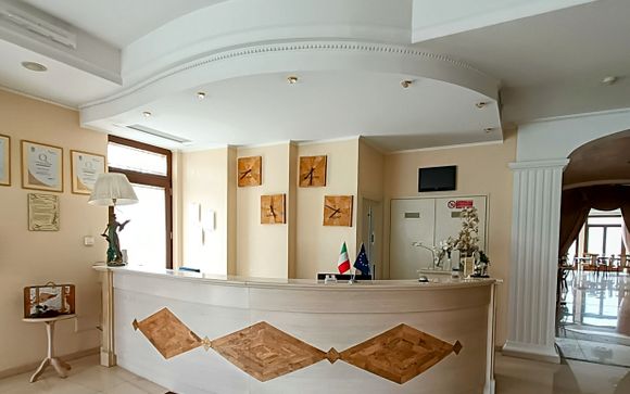 Albatres Palace 4*