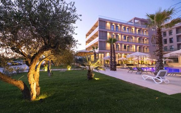 Tris3 Hotel 4*