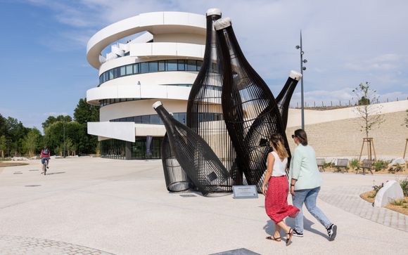 Découverte de la Cité des Climats et vins de Bourgogne : visite du parcours et dégustation