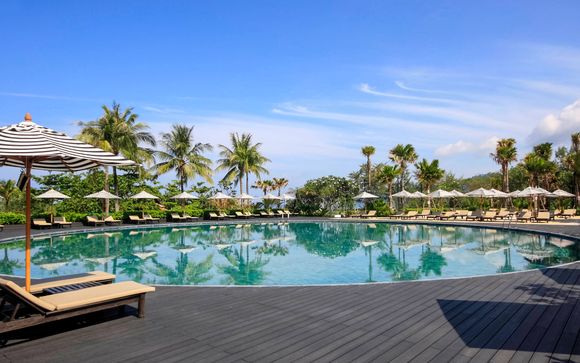 Pullman Phuket Karon Beach Resort 5*