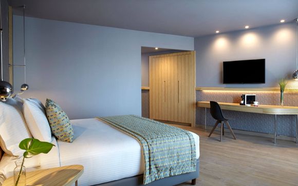 Hotel Wyndham Grand Athens 5*