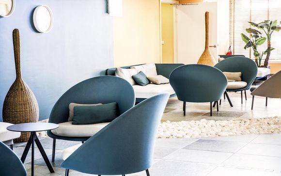 Grand Hotel Les Flamants Roses 4*