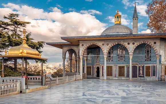 «Estambul Imperial» por la tarde: palacio de Topkapi, harén y Santa Irene, para estancias a partir de 5 noches