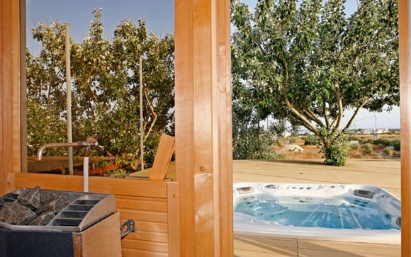 Thera Mare Resort 4*