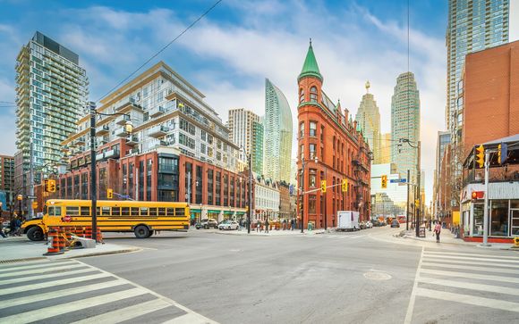 Tour en autobús turístico Hop-On/Hop-Off por Toronto (24h)