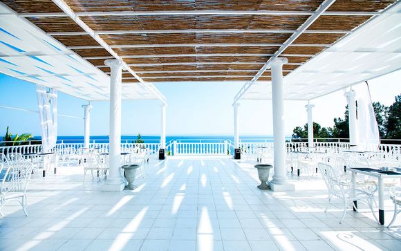 Bianco Olympico Beach Hotel 4*