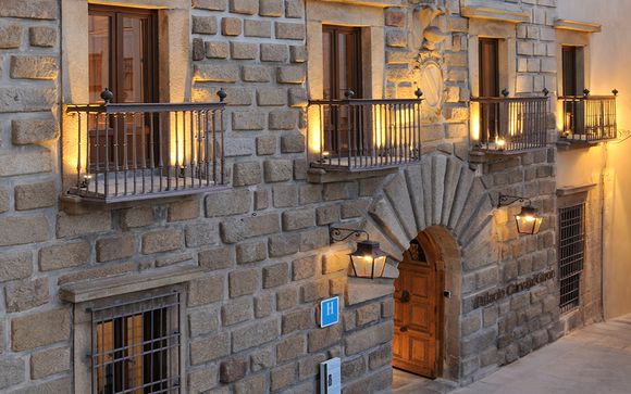 Palacio Carvajal Girón 4*