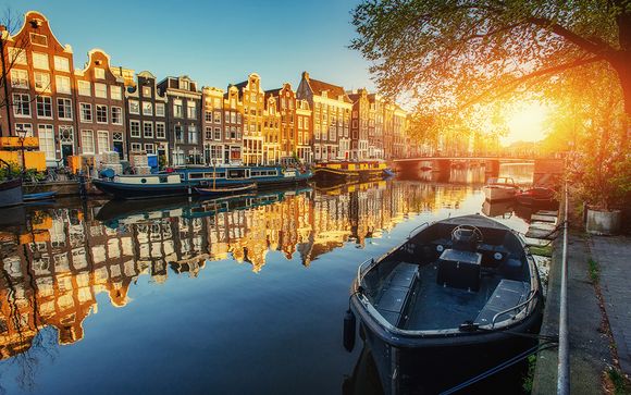 NH Collection Amsterdam Flower Market 4*