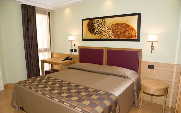 Artemis Hotel 4*