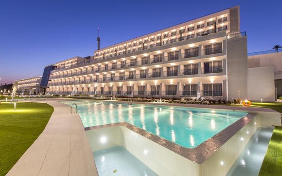 Grand Luxor Hotel 4* Sup