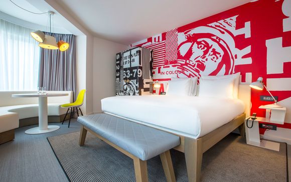 Radisson RED Hotel Brussels 4*