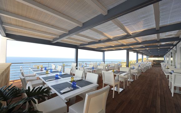 Hotel Venus Sea Garden 4*