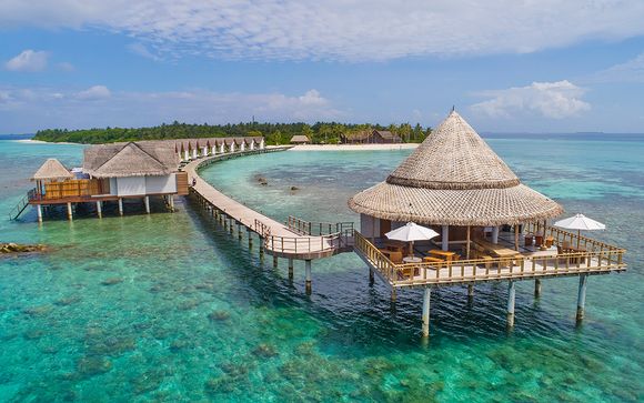 Furaveri Island Resort & Spa 5*