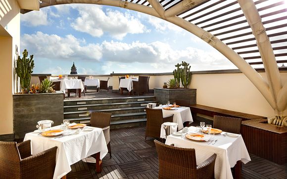 UNAHOTELS Napoli 4*