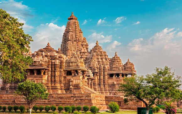 Triángulo de Oro con Khajuraho y Varanasi
