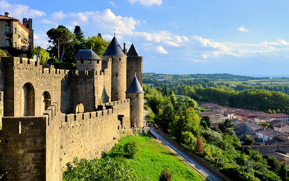 Elegancia y confort con vistas a la ciudad medieval