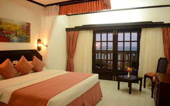 Flamingo Beach Resort & Spa 4* 