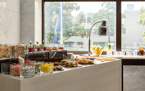 NH Amsterdam Zuid 4*