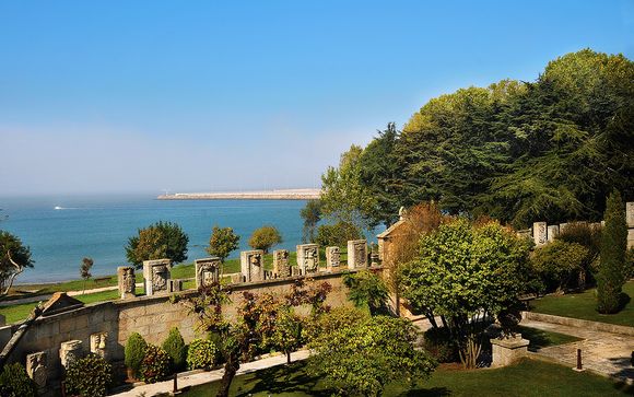 Pazo Los Escudos Hotel & Spa Resort 5*