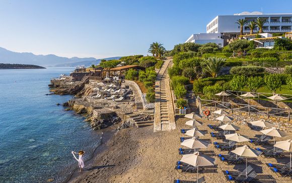 Lujo con vistas de 360º al mar en media pensión