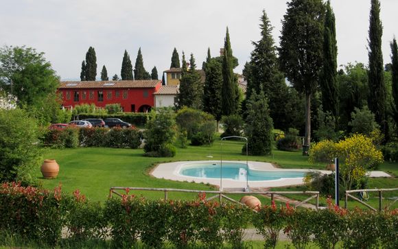 Borgo San Giusto le abre sus puertas