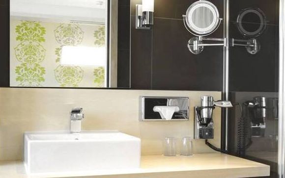 NH Amsterdam Zuid 4*