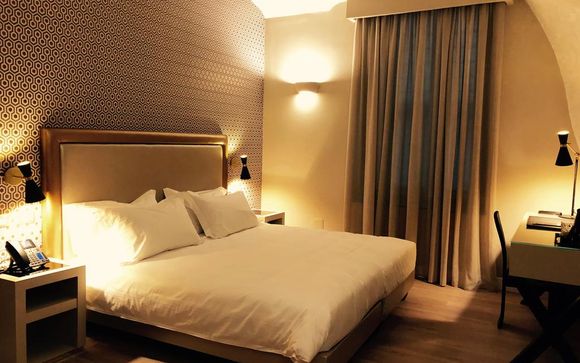 Caruso Place - Boutique & Wellness Suites 4*