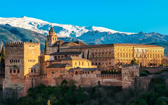 Encanto granadino: Montaña y ciudad