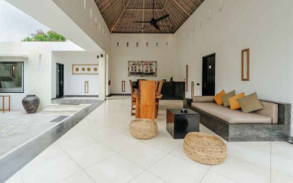 Poussez les portes de l'hôtel The Seminyak Suites Private Villas 4*