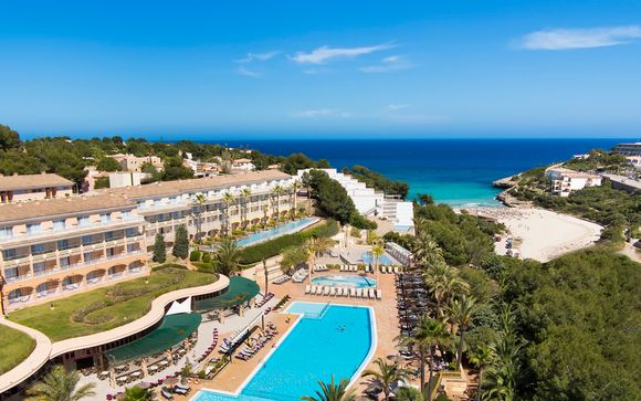 Poussez les portes de votre Hôtel Insotel Cala Mandia Resort & Spa 4*