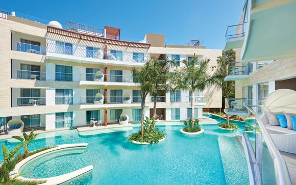 Poussez les portes de l'hôtel The Fives Beach 5*