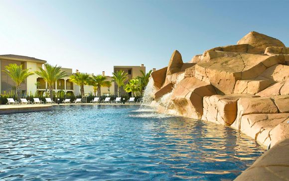 Las Lomas Village 4*
